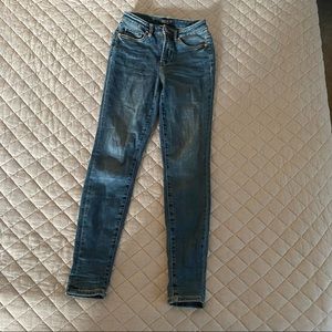Judy Blue Jeans Size 1/25